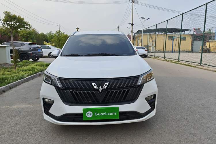 Used Wuling Jiachen 2022 1.5L Manual Enjoyment Elite Model

