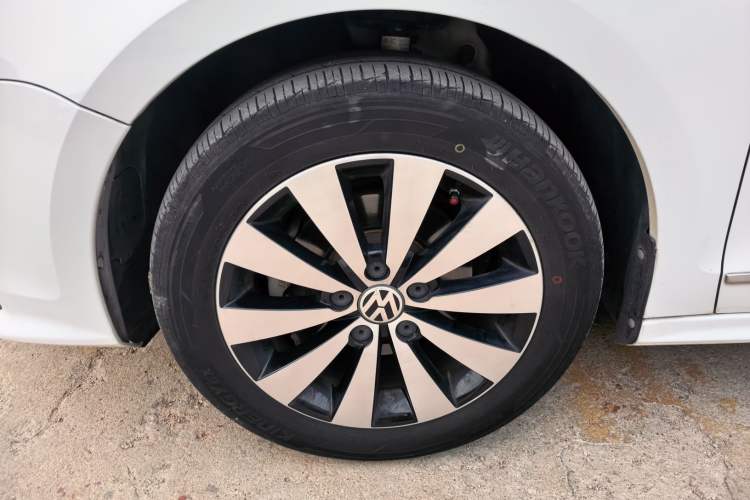 Used Volkswagen Sagitar 2018 1.6L Automatic Comfort Model Exterior 3