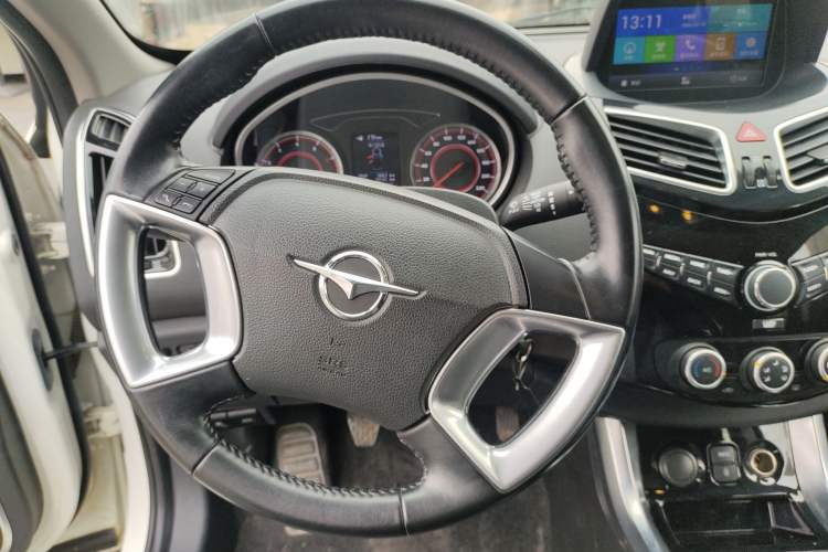 Used Haima S5 2017 Strong-Performance Version 1.5T Manual Luxury Model Steering Wheel