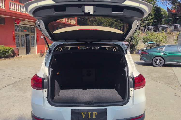 Used Volkswagen Tiguan L 2017 300TSI Automatic Two-Wheel Drive Silk Road Luxury Edition