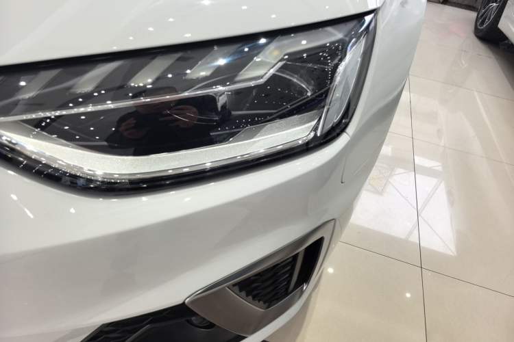 Used Audi A4L 2020 40 TFSI quattro Luxury Dynamic Model
