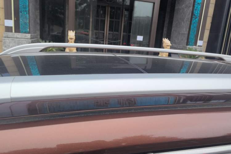 Used Roewe RX8 2018 30T Smart Connectivity All-Wheel Drive Supreme Edition