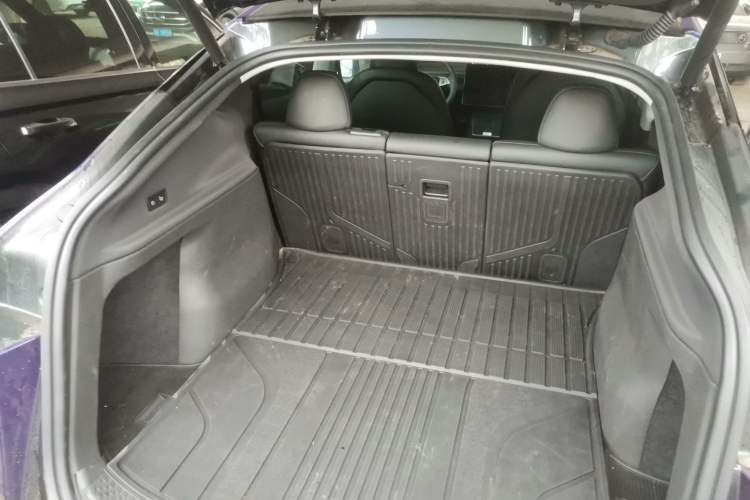 Used Tesla Model Y 2025 Long-Range All-Wheel Drive First Edition Trunk