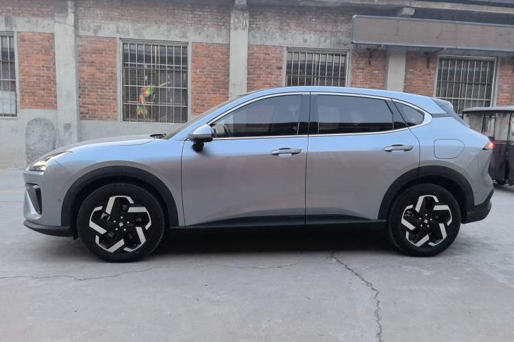 Used Baojun Yunhai 2024 140km Plug-in Hybrid Version