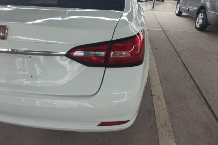 Used Roewe 360 2018 PLUS 1.5L Manual Luxury Edition
