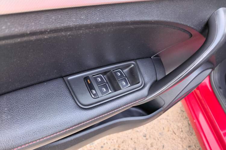 Used MG 6 2017 20T Manual Elite Smart Connect Version China V Standard Interior 2