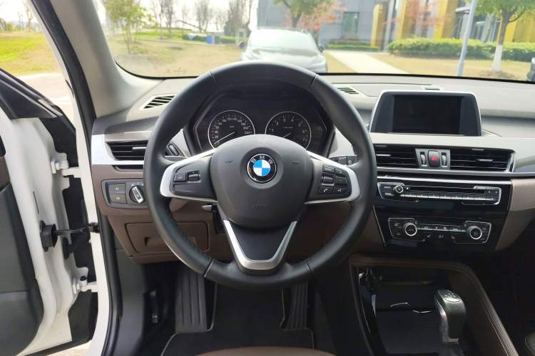 Used BMW X1 2016 sDrive20Li Luxury Model
