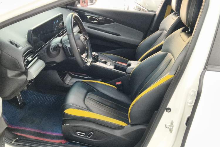 Used GAC Trumpchi EMPOW 2023 270T DCT J15 Version
