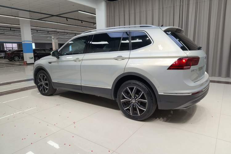 Used Volkswagen Tiguan L 2018 380TSI Automatic All-Wheel Drive Flagship Edition Exterior 1