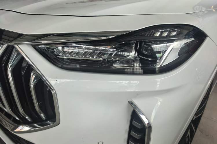 Used JETOUR X70 PLUS 2023 1.6T DCT Stronger PRO 7-Seater Left Front Headlight