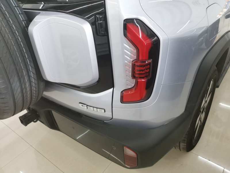Used Deepal G318 2024 Four-Wheel-Drive Air Suspension Model — 6