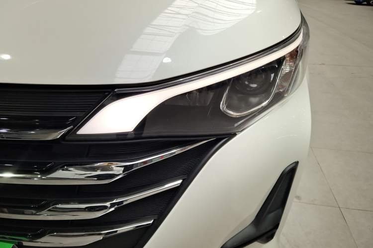 Used GAC Trumpchi M6 2019 270T DCT Luxury Edition (7-seater) China VI