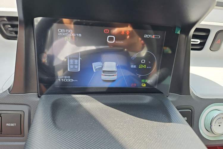 Used Wuling Hongguang MINIEV 2021 Macaron Fashion Edition Lithium-Ion Battery