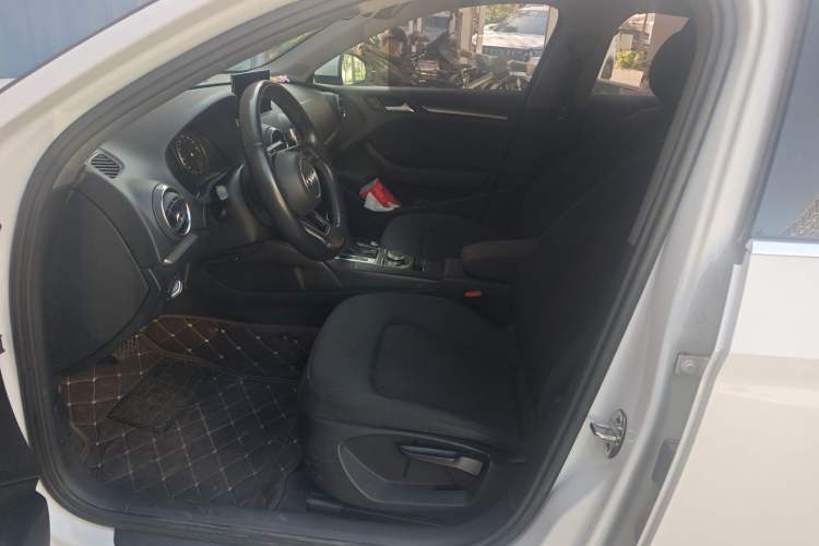 Used Audi A3 2019 Limousine 35 TFSI Ambition China V
