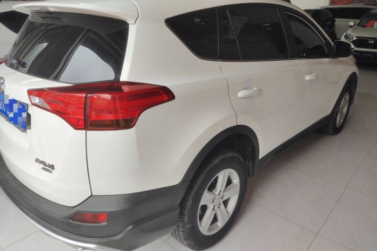Used Toyota RAV4 2013 2.0L CVT Four-Wheel Drive Fashion Edition
