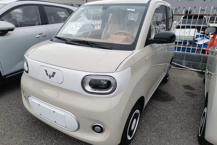 Used Wuling Hongguang MINIEV 2024 3rd Generation 215km Youth Edition
