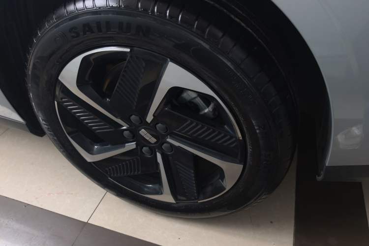 Used Geely Galaxy L6 2025 EM-i 140km Starship Edition Front