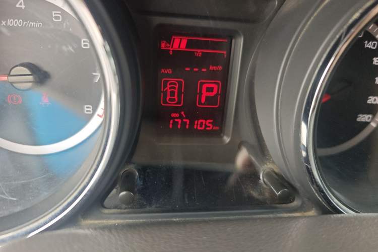 Used Dongfeng Aeolus A60 2014 1.6L Automatic Luxury Model
