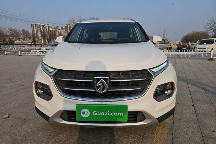 Used Baojun 510 2017 1.5L Manual Fashion Model