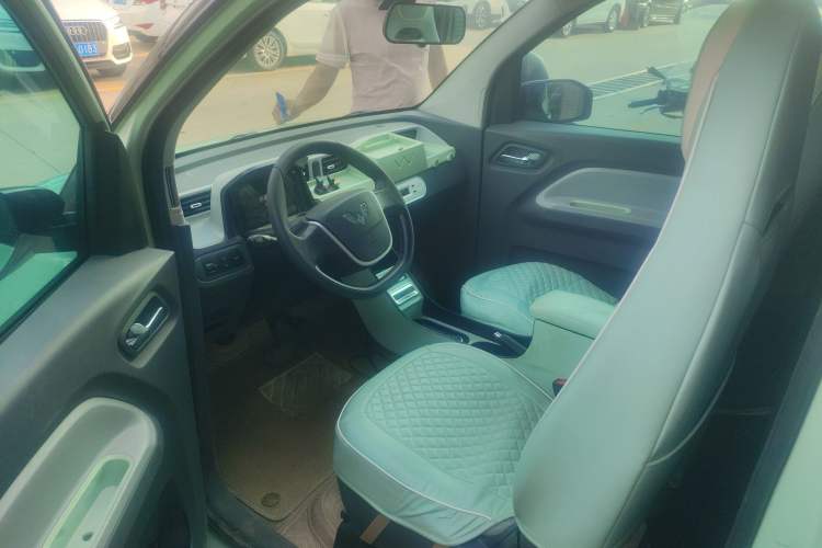 Used Wuling Hongguang MINIEV 2021 Macaron Fashion Model Lithium Iron Phosphate