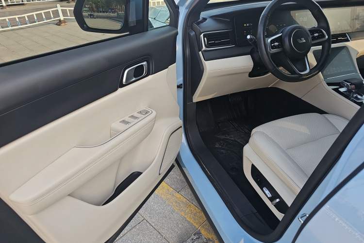 Used Li Auto ONE 2021 Extended-Range 6-Seater Version Driver Seat