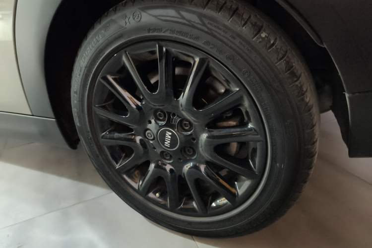 Used MINI 2019 1.5T COOPER Classic Edition