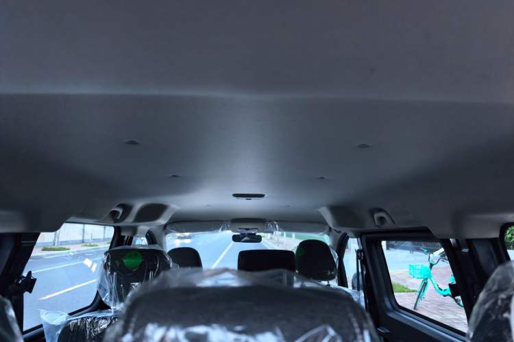 Used BAW Ruisheng Ace M7 2026 Model 1.6L Manual Standard Wheelbase Comfort 7-seater Headliner