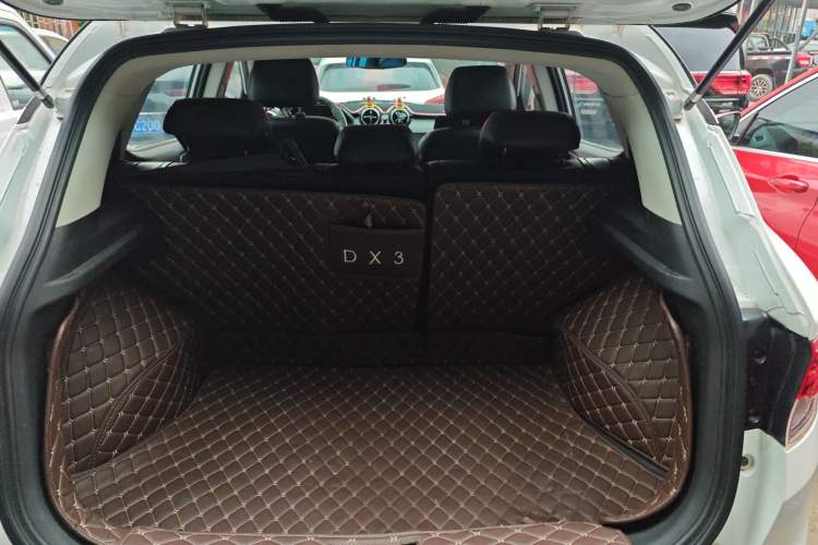 Used Soueast DX3 2018 1.5T SRG Manual Flagship Model Trunk