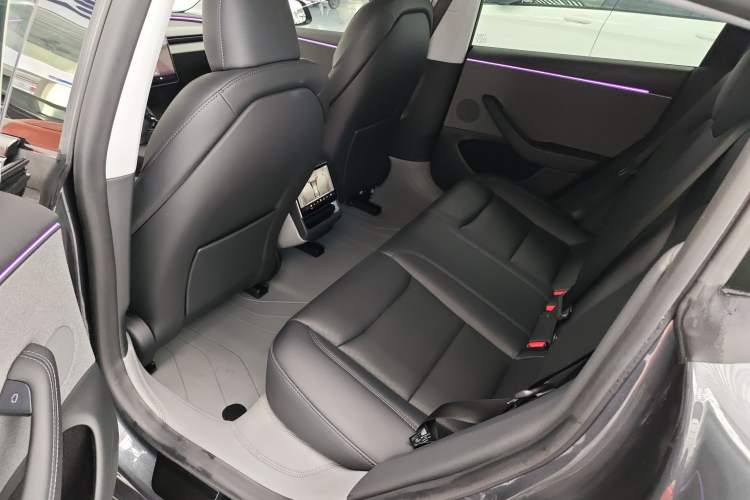 Used Tesla Model 3 2025 Rear-Wheel-Drive Version
