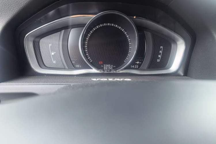 Used Volvo V60 2017 T4 Smart Edition China V Standard
