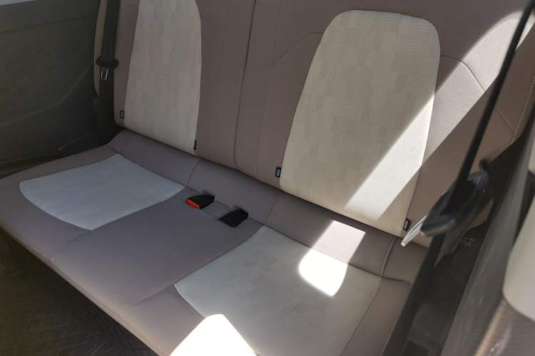 Used Chery New Energy QQ Ice Cream 2022 170km Sundae Phosphate Lithium-Ion