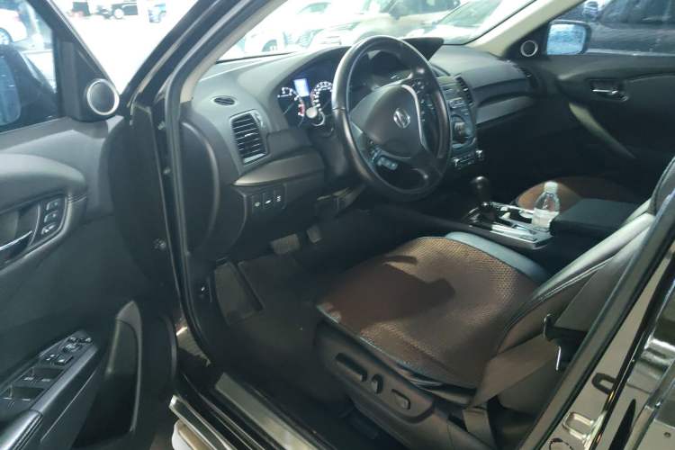 Used Acura RDX 2013 3.0L Two-Wheel Drive Elite Edition