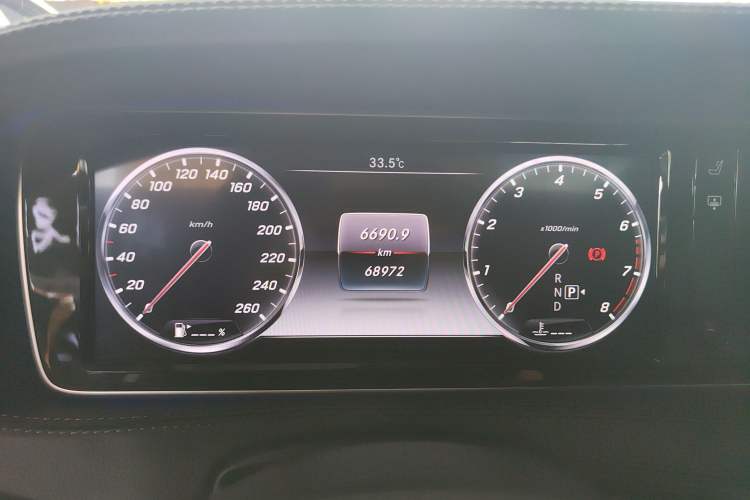 Used Mercedes-Benz S-Class 2017 S 320 L Business Model