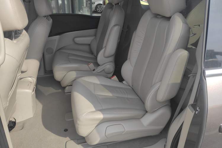 Used Buick GL8 2014 3.0L GT Luxury Business Haoya Edition