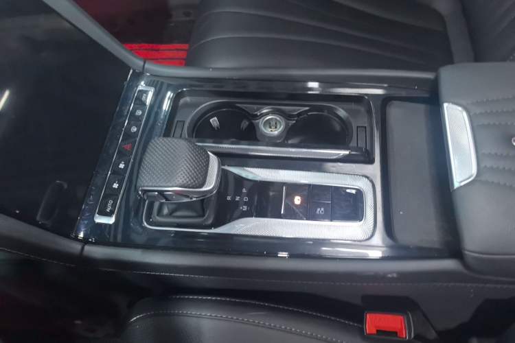 Used Hongqi H5 2025 1.5T DCT Qiyun 500 000th Unit Commemorative Edition Gear Lever