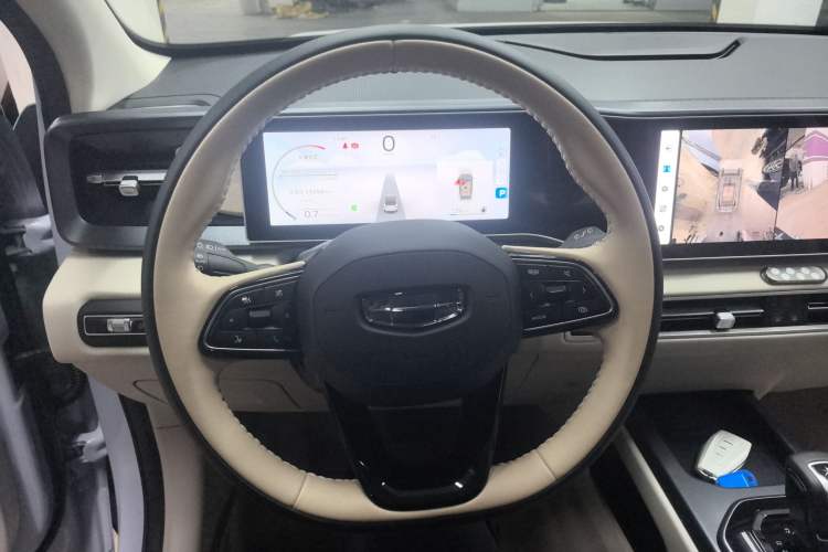 Used Geely Auto icon 2025 Linglong 1.5TD Ruyi Edition Steering Wheel