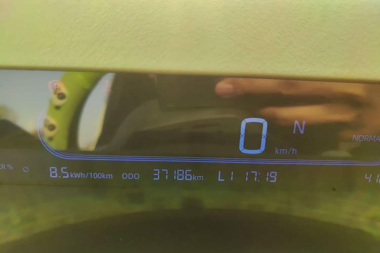 Used Geely Galaxy Panda 2023 Panda Mini 200km Endurance Bear
