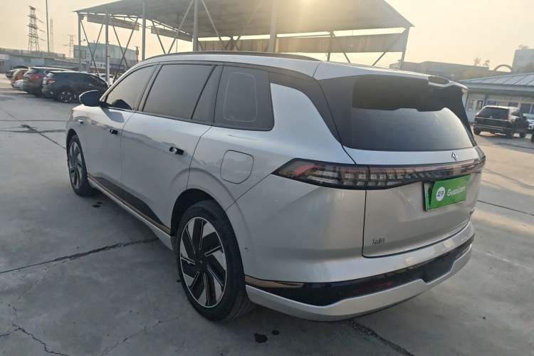 Used Dongfeng eπ eπ008 2024 210Max Range-Extended Version 6 Seats