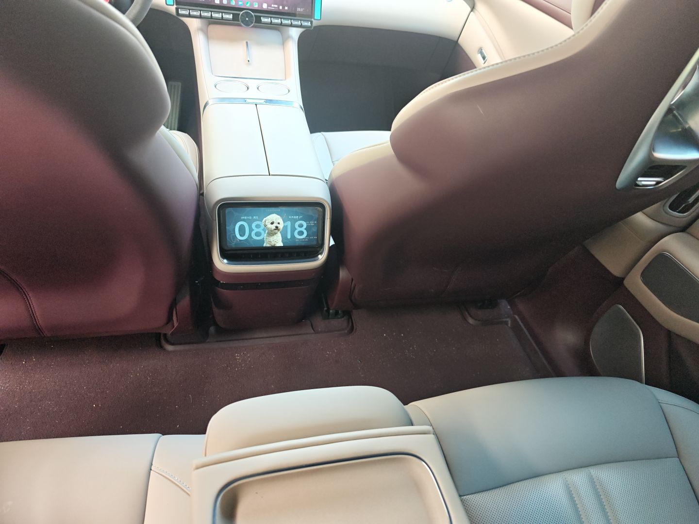 Xiaomi Auto YU7 2025 Ultra-Long Range High-Performance All-Wheel-Drive Max Edition — снимка 16