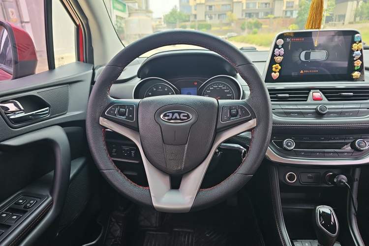 Used JAC Group Refine S3 2017 1.6L CVT Luxury Smart Model