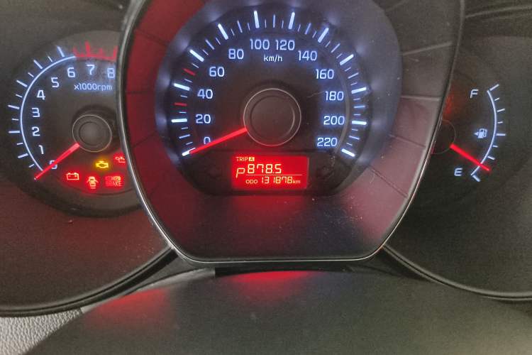 Used Kia K2 2012 Hatchback 1.4L Automatic Cool Edition
