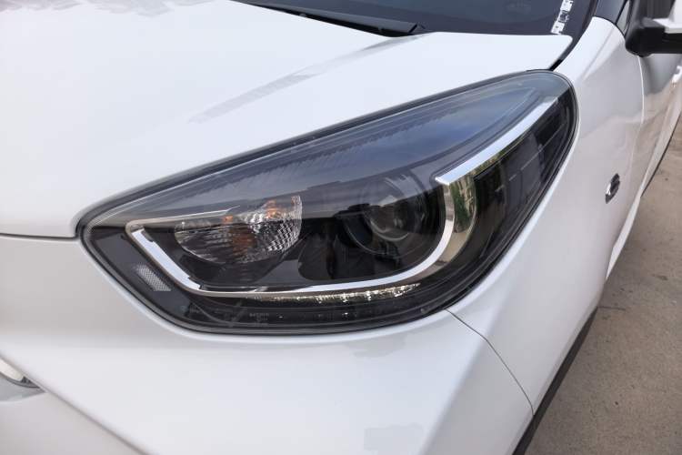 Used Chery QQ Little Ant 2024 Edition Youth Version 251km Passion Version 23.99 kWh Left Front Headlight