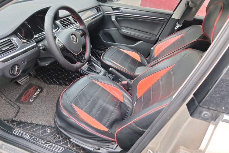 Used Volkswagen C-TREK 2018 230TSI DSG Comfort Model Interior 2