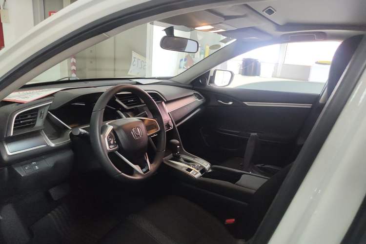 Used Honda Civic 2016 220TURBO CVT Luxury Edition