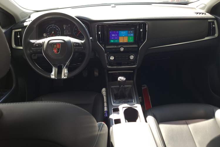 Used Roewe i6 2017 20T Manual Luxury Edition