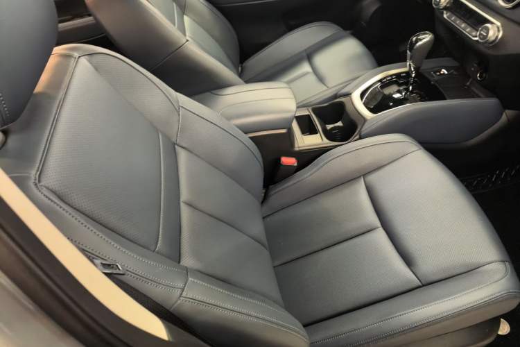 Used Nissan X-Trail 2025 Honor 2.0L Two-Wheel Drive Leading Edition