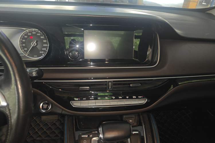 Used GAC Trumpchi M6 2019 270T DCT Luxury Edition (7-seater) China VI Interior 6