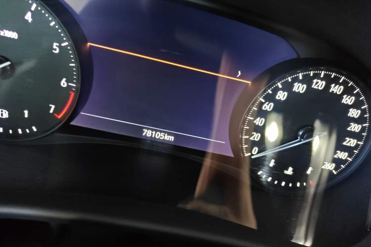 Used Buick Enclave 2022 652T 4x4 Prestige Flagship 7-Seater Odometer Close Up