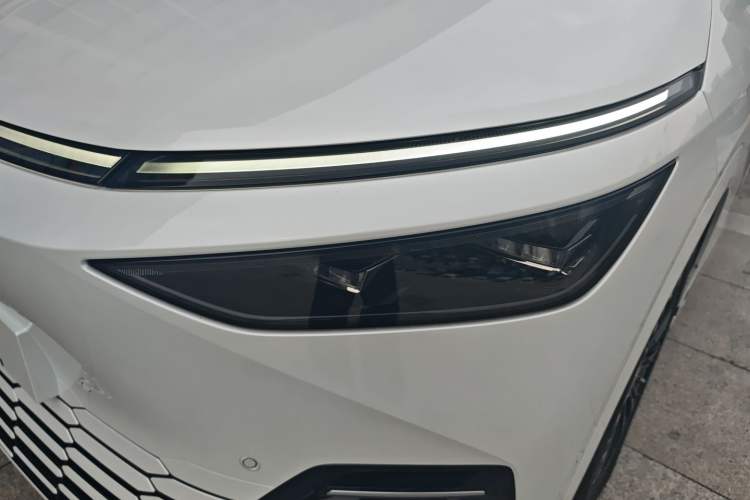 Used XPeng X9 2025 650 Long-Range Max
