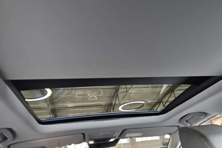 Used Honda CR-V 2021 240TURBO CVT 2WD Fashion Edition Interior 4